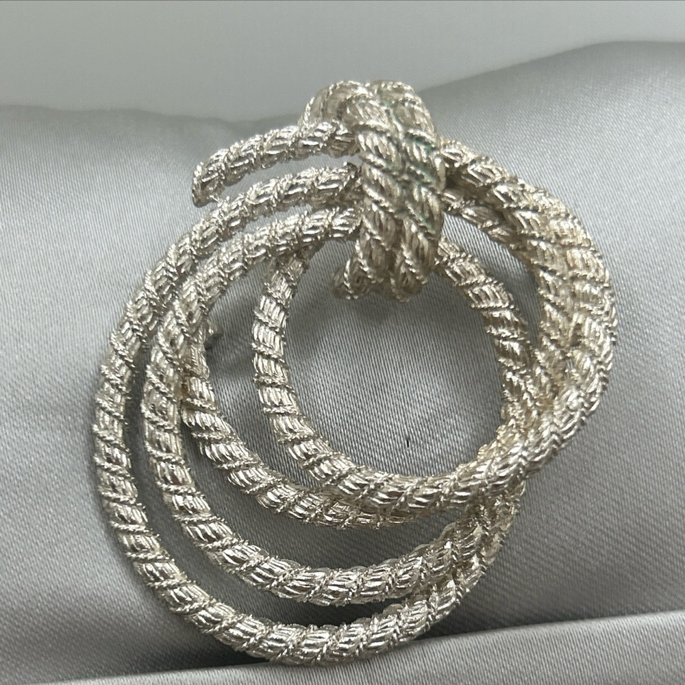 2 Vintage Brooches Silver tone W  Marcasite Style & Silver Rope Abstract Twist - Picture 7 of 10